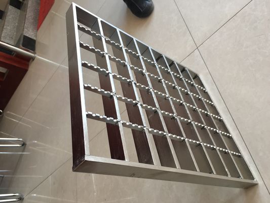 CE Plain 32x5mm 30mm 100mm bearing bar spacing galvanized steel bar grating For Walkway