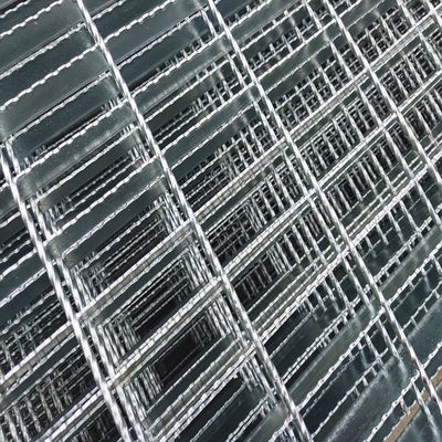 Гальванизированная подъездная дорога Адвокатуры Serrated стальная решетка SS316