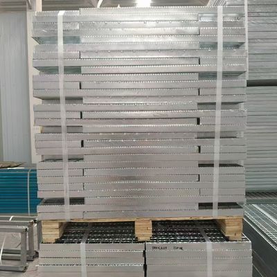 Оцинкованные стальные решетки: долговечная защита от коррозии