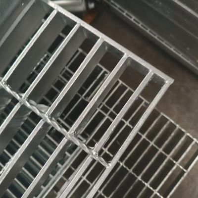 Тяжелое оборудование из нержавеющей стали