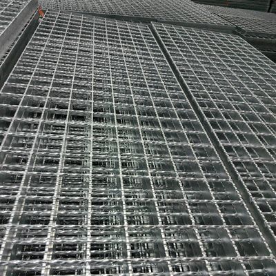 ANSI / NAAMM MBG531-88 Стандартная решетка для решетки из плоской или зазубренной стали