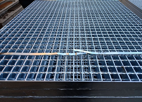Welded Steel Bar Grating For Fire Tryck Platform Galvanized or Painted Feature